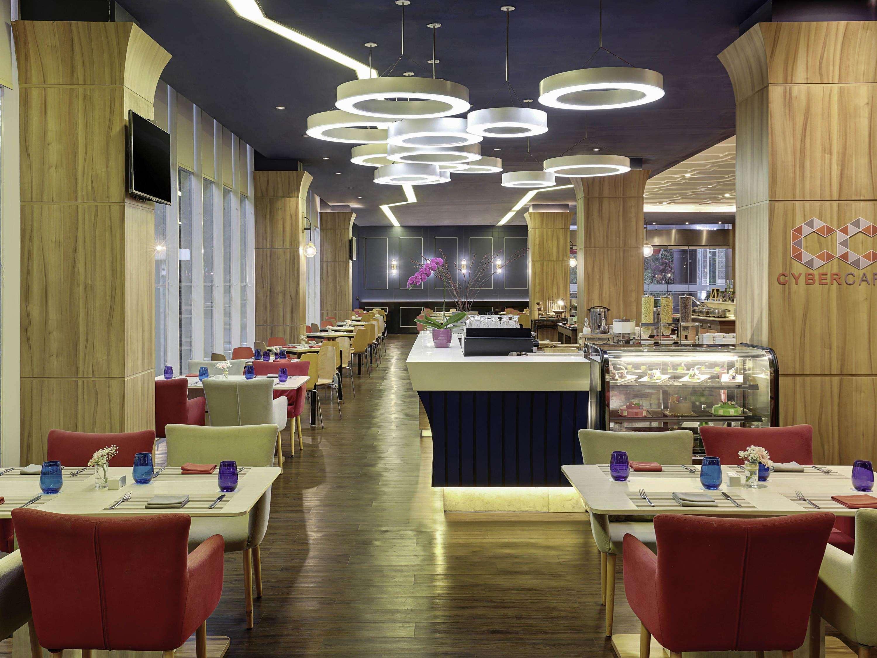 Mercure Bandung Nexa Supratman Экстерьер фото