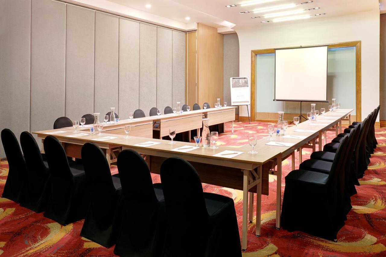 Mercure Bandung Nexa Supratman Экстерьер фото